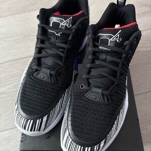 Men's Black Athletic Shoes